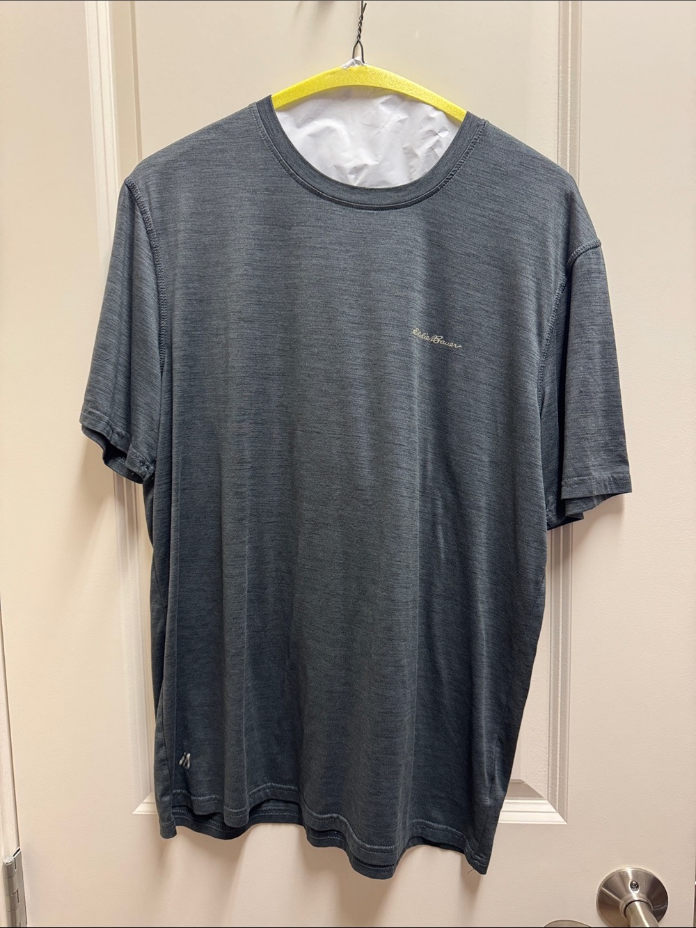Eddie Bauer Men's Charcoal Short-Sleeve Crewneck Tee